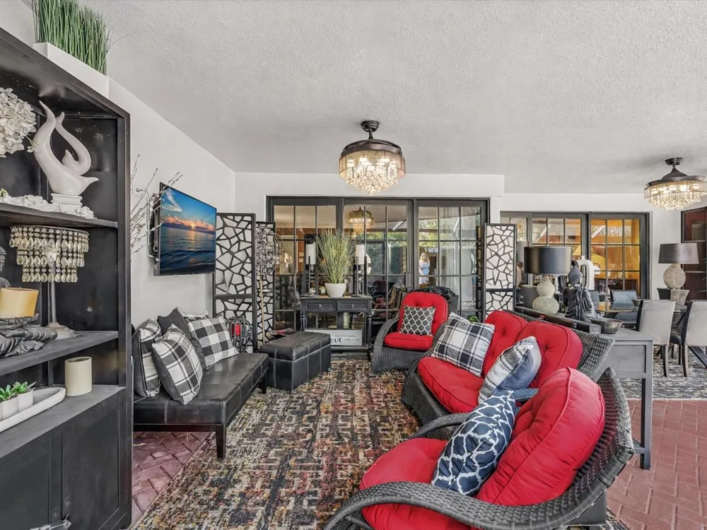 2116 NE 62nd Street Fort Lauderdale, FL 33308