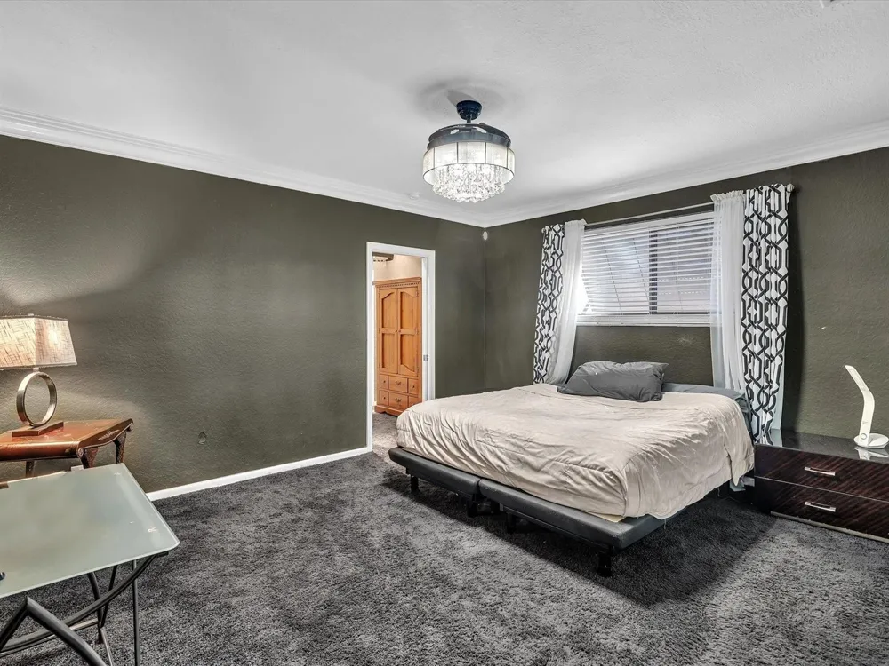 2116 NE 62nd Street Fort Lauderdale, FL 33308
