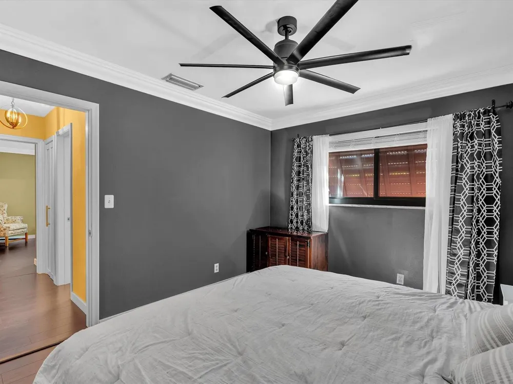 2116 NE 62nd Street Fort Lauderdale, FL 33308