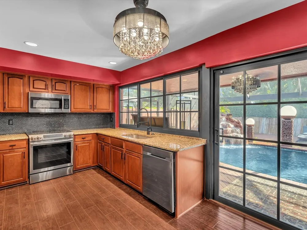 2116 NE 62nd Street Fort Lauderdale, FL 33308