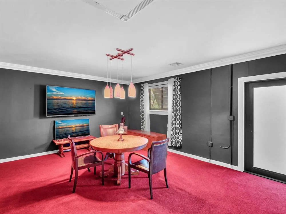 2116 NE 62nd Street Fort Lauderdale, FL 33308