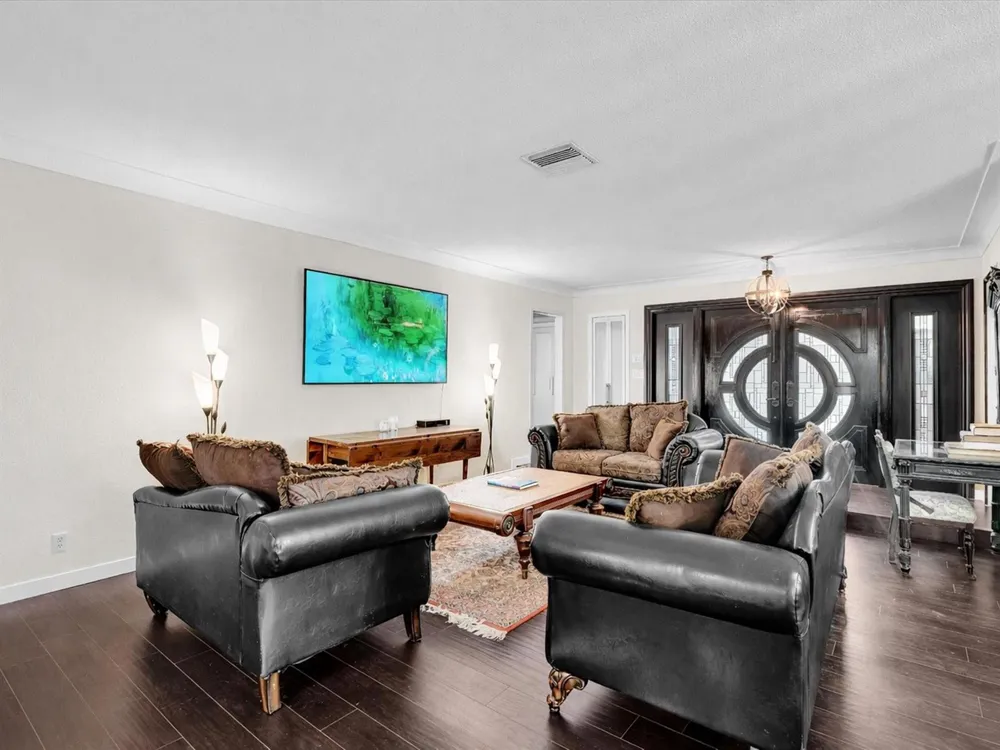 2116 NE 62nd Street Fort Lauderdale, FL 33308