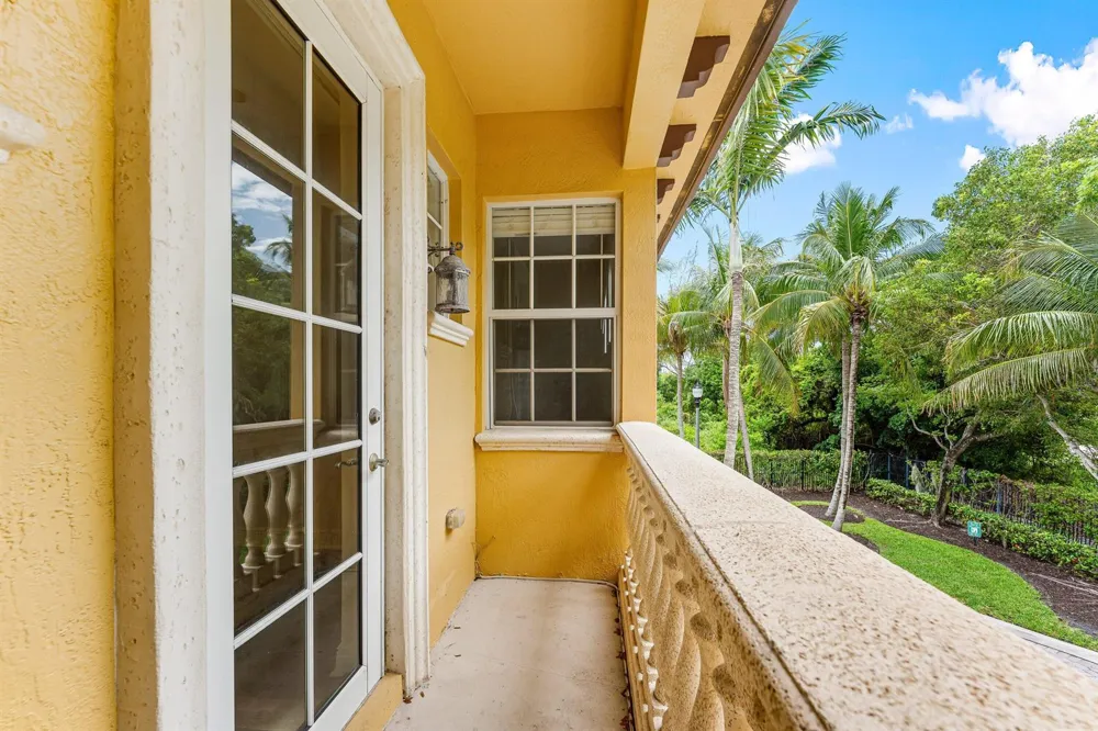 210 NE 69th Circle Boca Raton, FL 33487