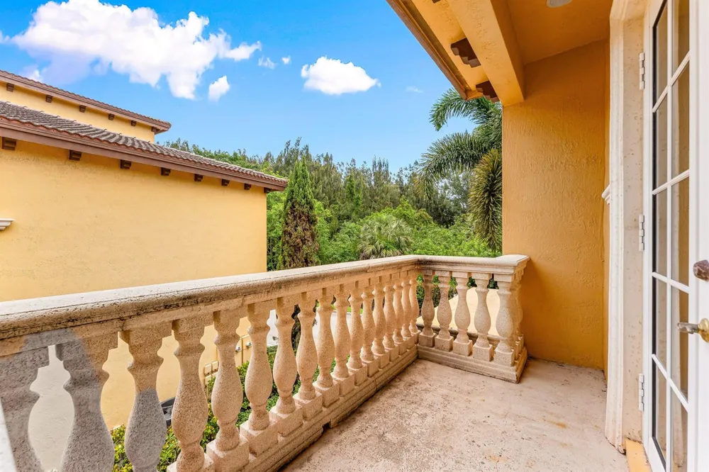 210 NE 69th Circle Boca Raton, FL 33487