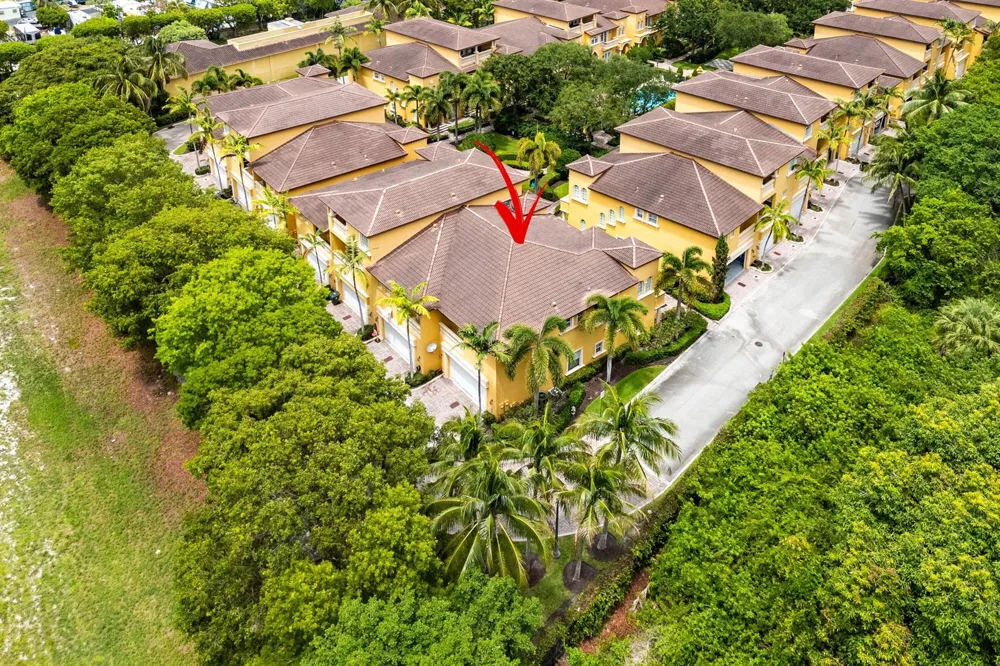 210 NE 69th Circle Boca Raton, FL 33487
