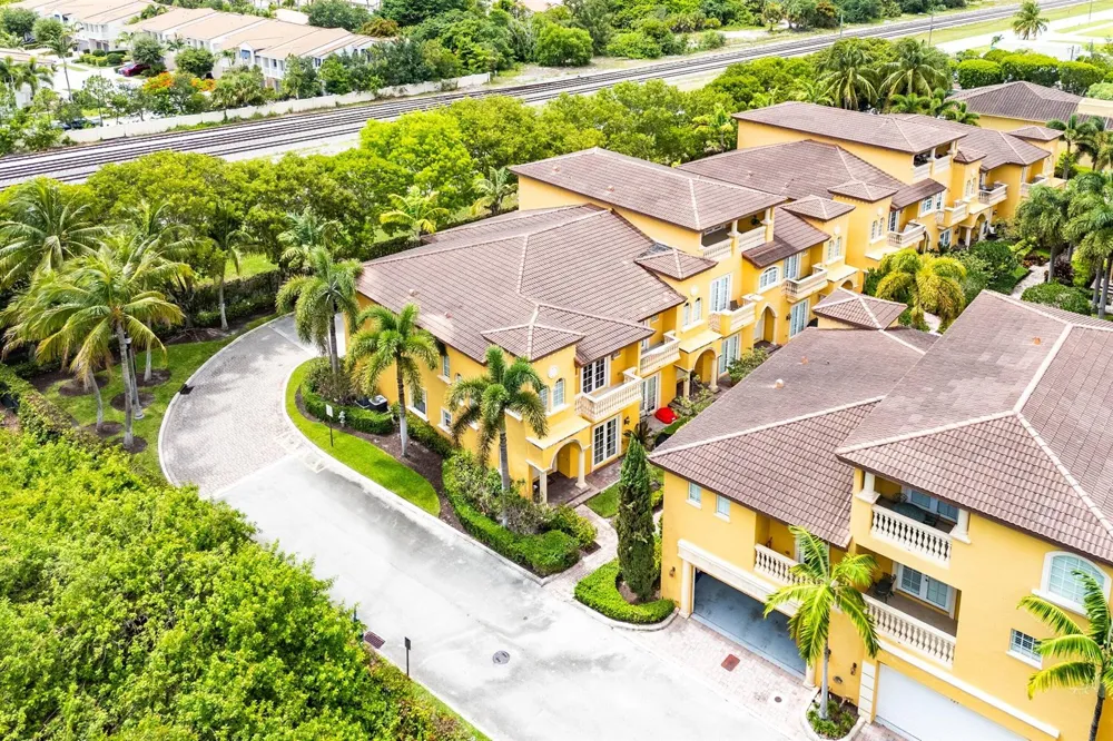 210 NE 69th Circle Boca Raton, FL 33487