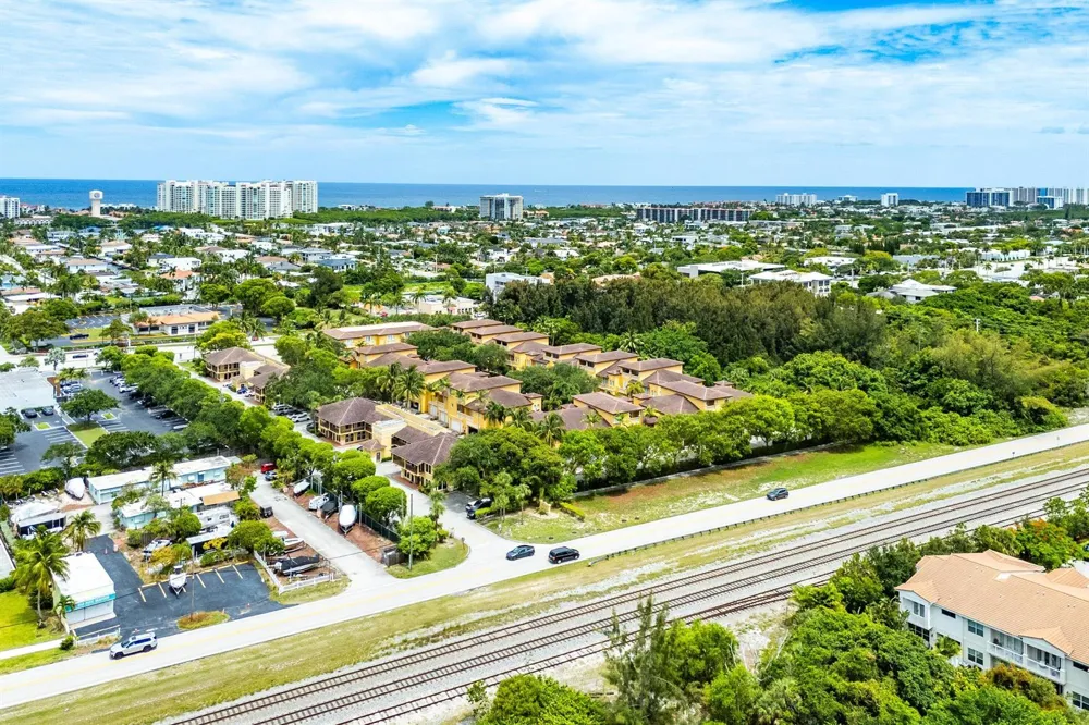 210 NE 69th Circle Boca Raton, FL 33487
