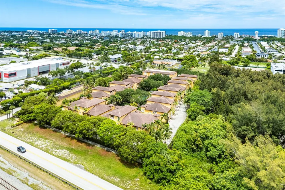 210 NE 69th Circle Boca Raton, FL 33487