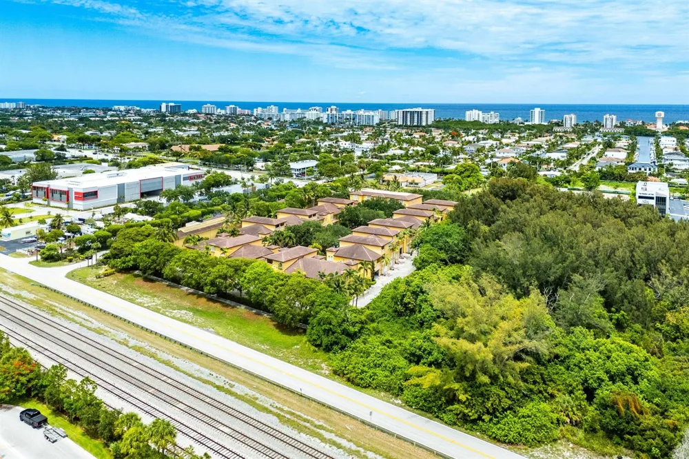 210 NE 69th Circle Boca Raton, FL 33487