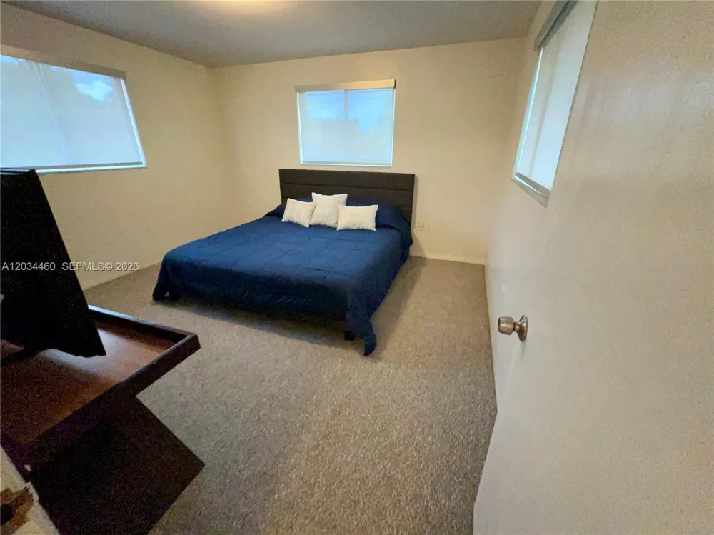 400 Miller Rd Coral Gables, FL 33146
