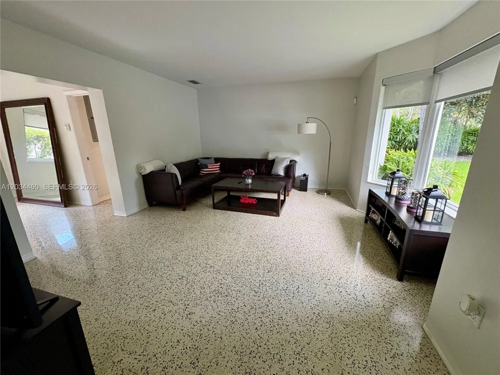 400 Miller Rd Coral Gables, FL 33146