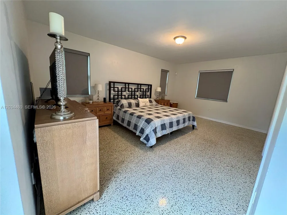 400 Miller Rd Coral Gables, FL 33146