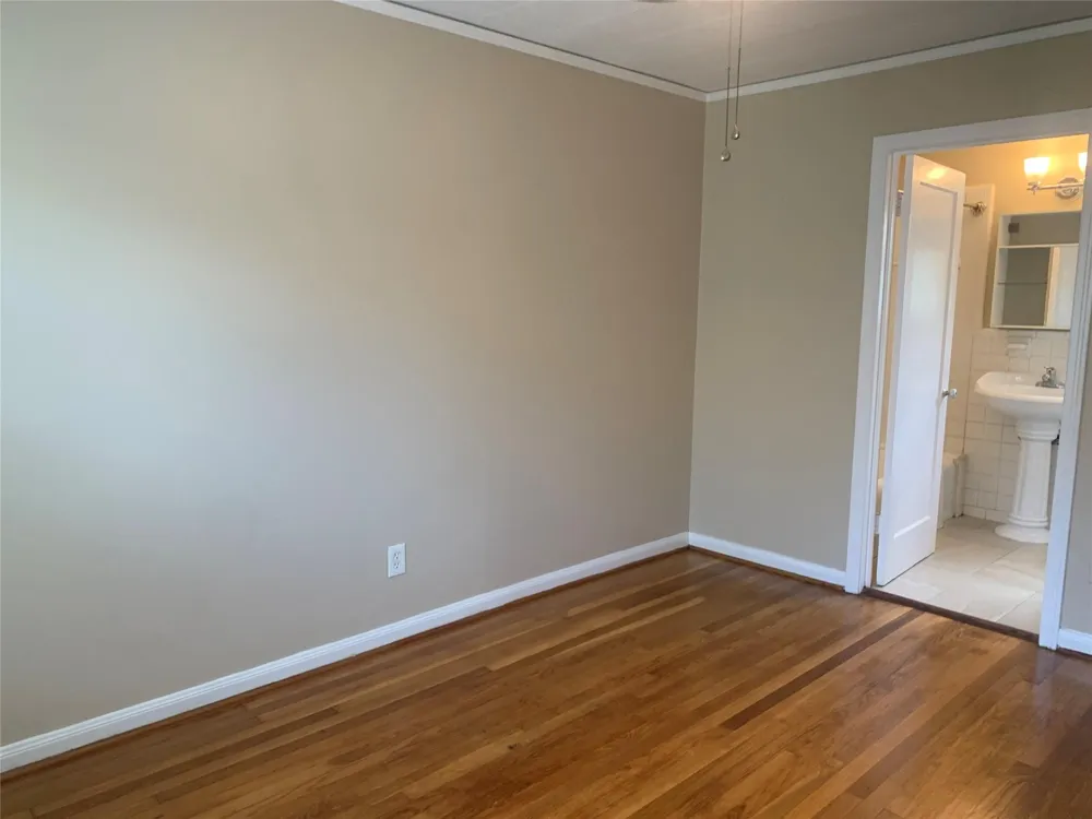 307 Avondale Street #2.5 Houston, TX 77006