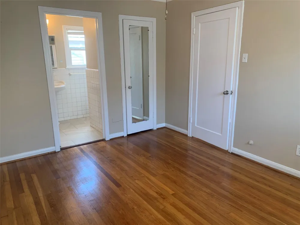 307 Avondale Street #2.5 Houston, TX 77006