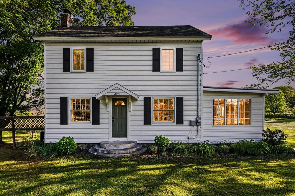 2175 E Hinchman Road Oronoko Charter Township, MI 49103