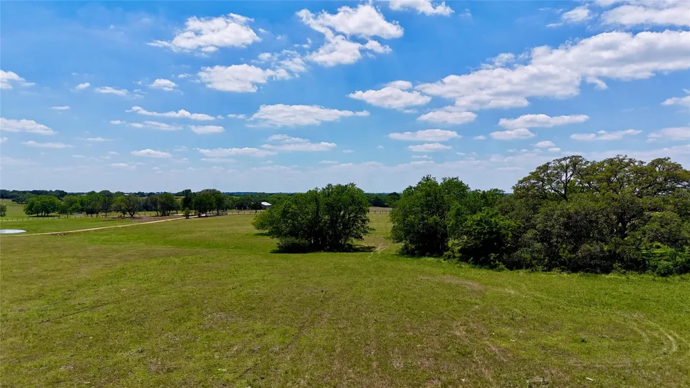 2072 Langdon Road Weimar, TX 78962
