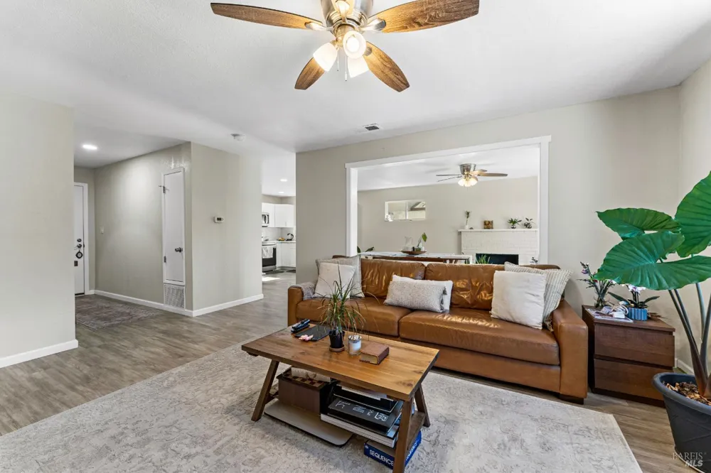 312 Folsom Drive Vacaville, CA 95687