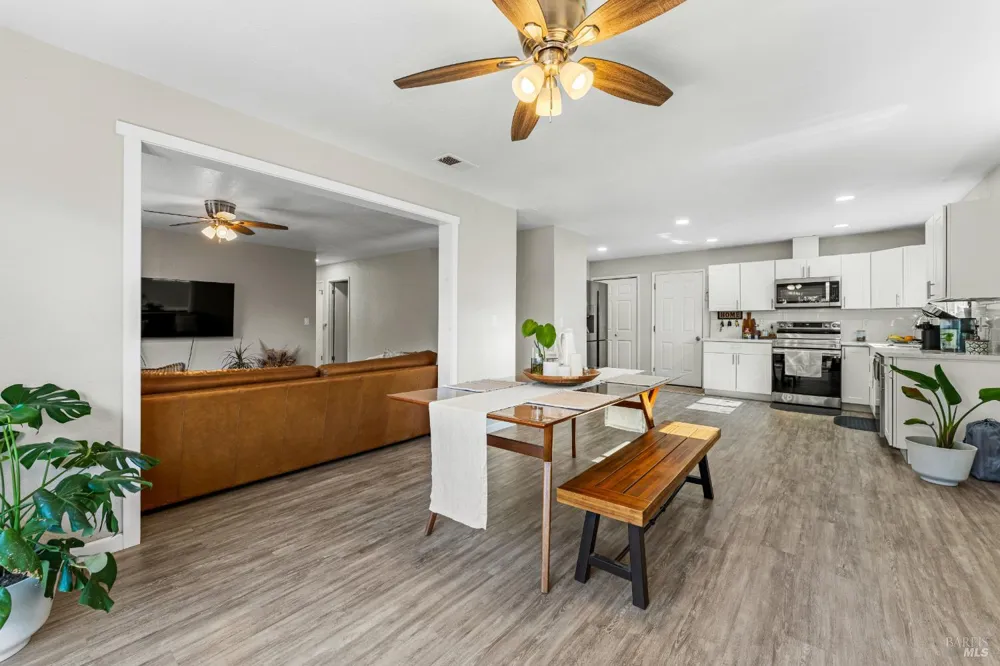 312 Folsom Drive Vacaville, CA 95687