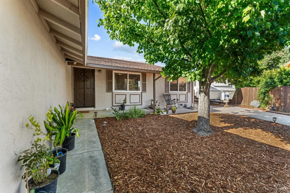 312 Folsom Drive Vacaville, CA 95687