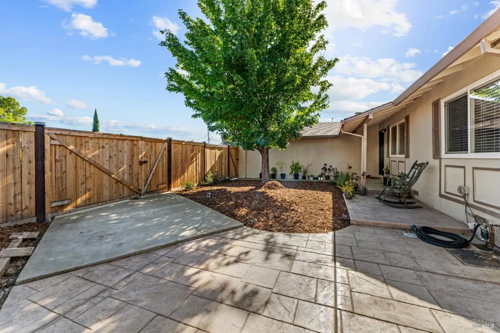 312 Folsom Drive Vacaville, CA 95687