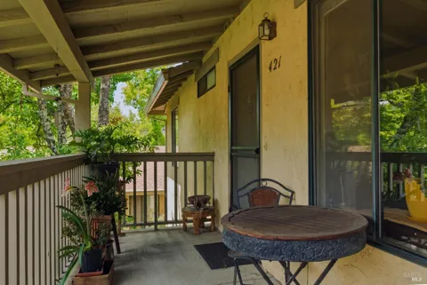 421 7th Street W
