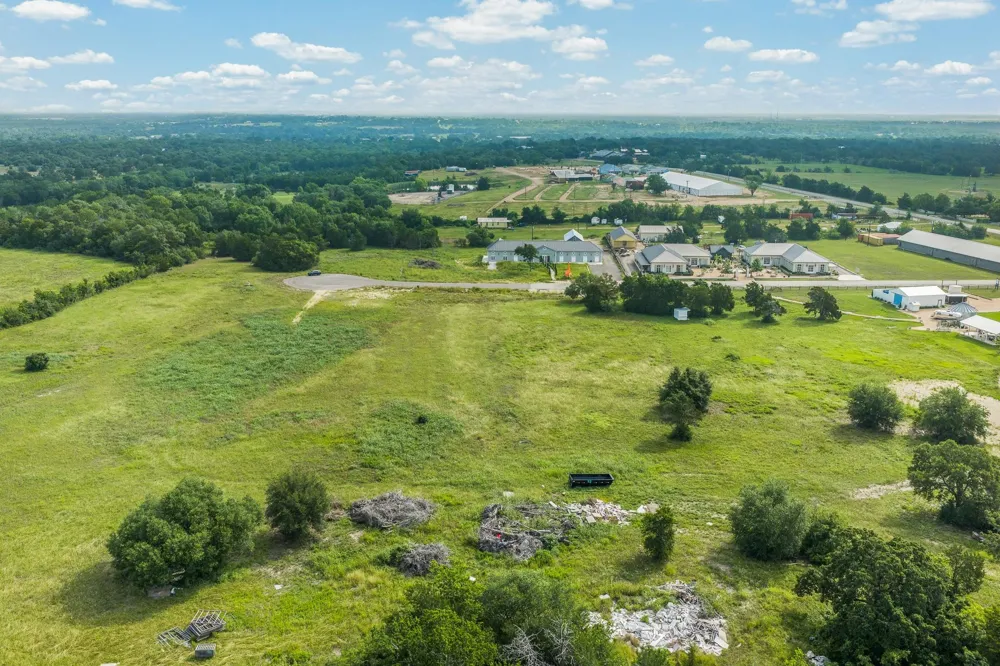 109 Compound Lane Round Top, TX 78954