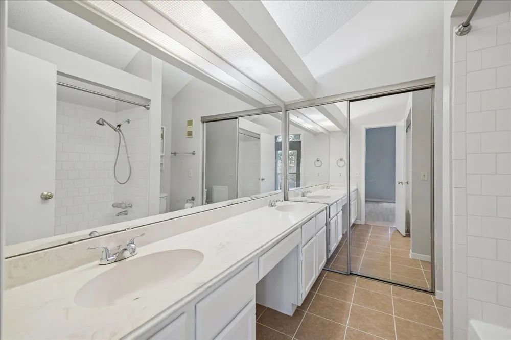 3317 Golden Trails Drive #802 Kingwood, TX 77345