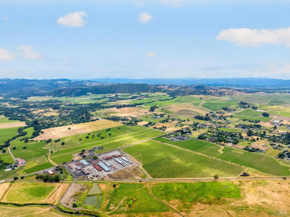 2034 Fremont Drive Sonoma, CA 95476