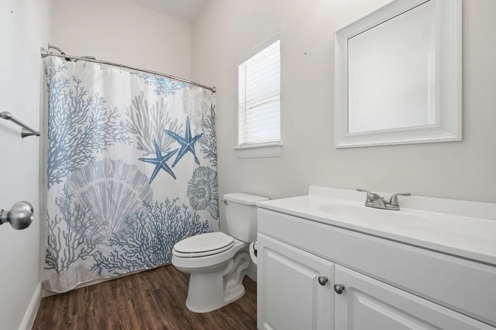 158 S Nautica Rockport, TX 78382