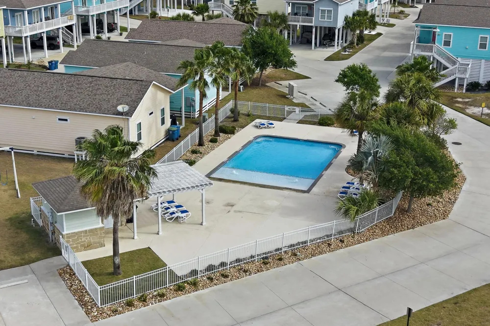 158 S Nautica Rockport, TX 78382