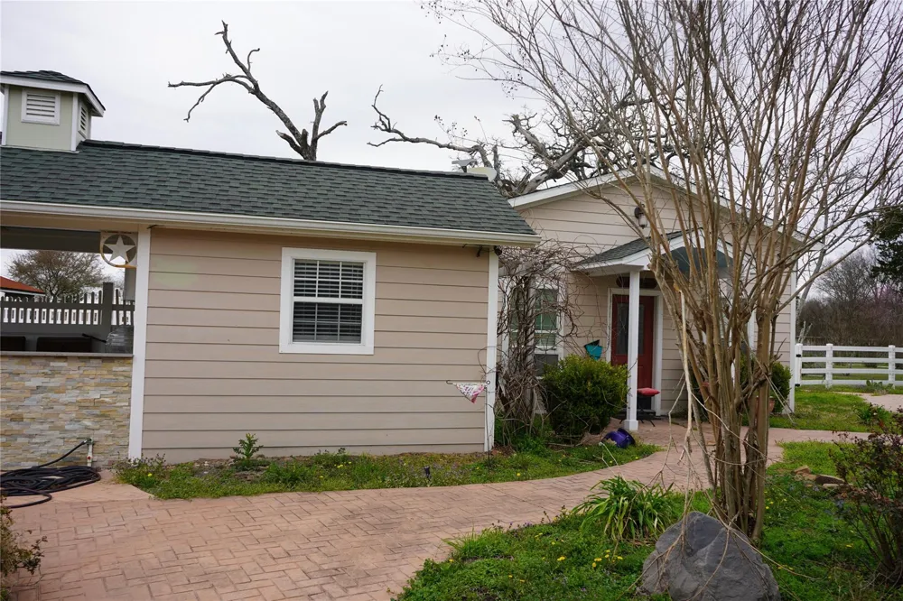9500 Mayfield Avenue #B Shiro, TX 77876