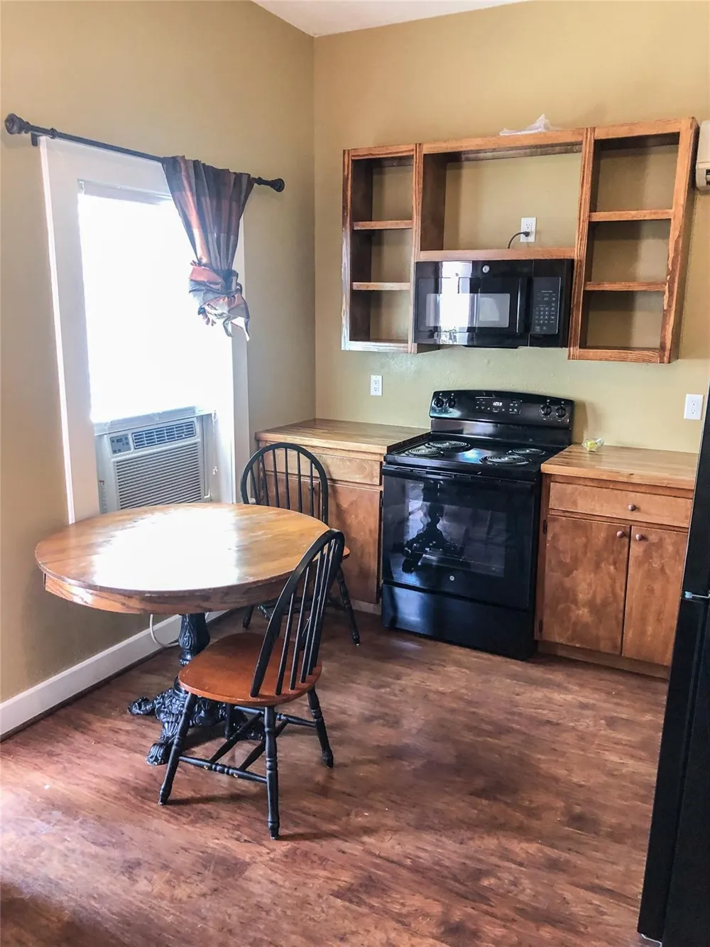 9500 Mayfield Avenue #B Shiro, TX 77876