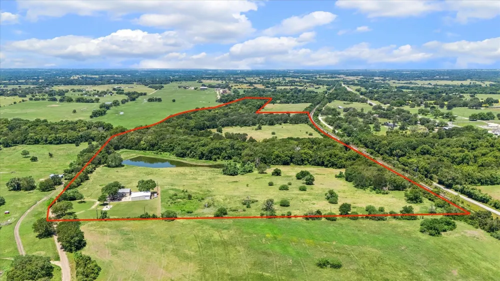 1601 Babylon Lane Schulenburg, TX 78956