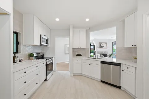 1723 Enterprise Avenue