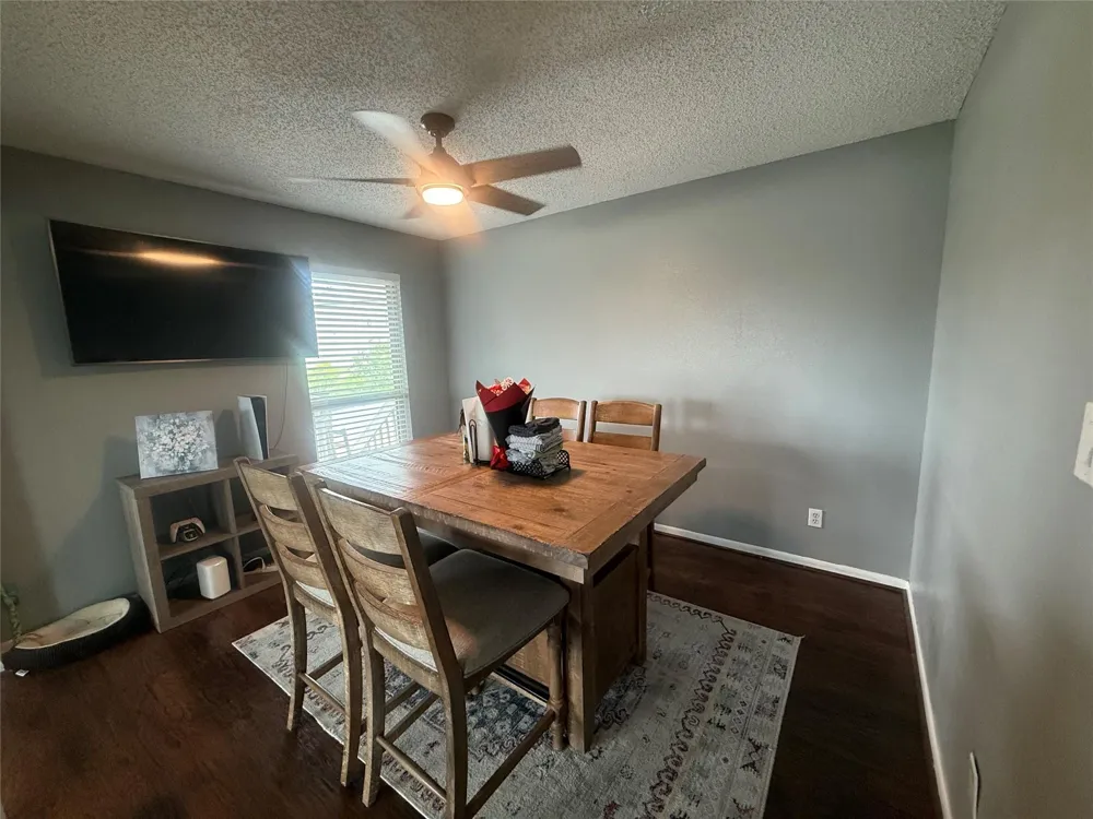 3919 Fairmont Parkway #128 Pasadena, TX 77504