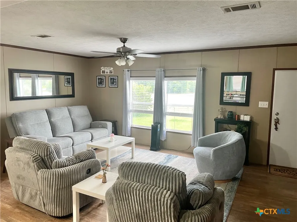 1605 County Road 210 Bertram, TX 78605
