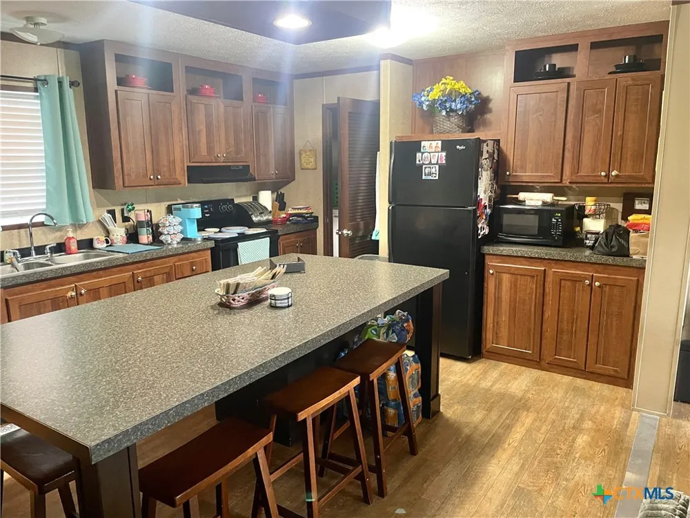 1605 County Road 210 Bertram, TX 78605