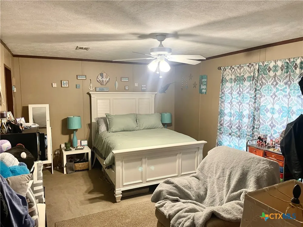 1605 County Road 210 Bertram, TX 78605
