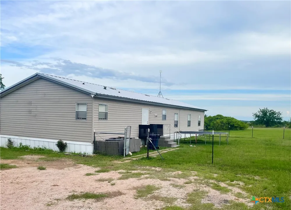 1605 County Road 210 Bertram, TX 78605