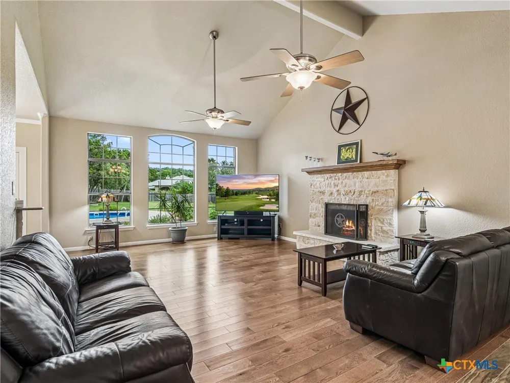 184 Stockman Circle Spring Branch, TX 78070