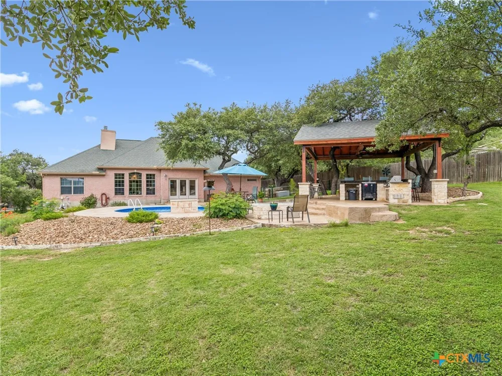 184 Stockman Circle Spring Branch, TX 78070