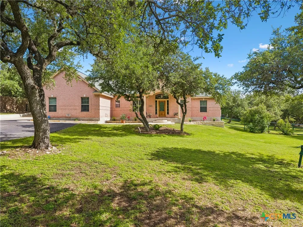 184 Stockman Circle Spring Branch, TX 78070