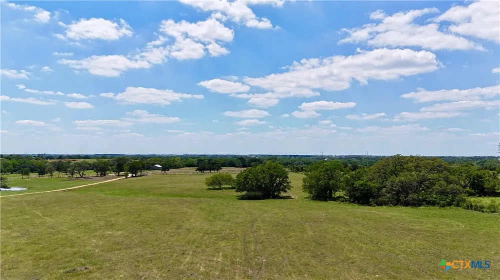2072 Langdon Road Weimar, TX 78962