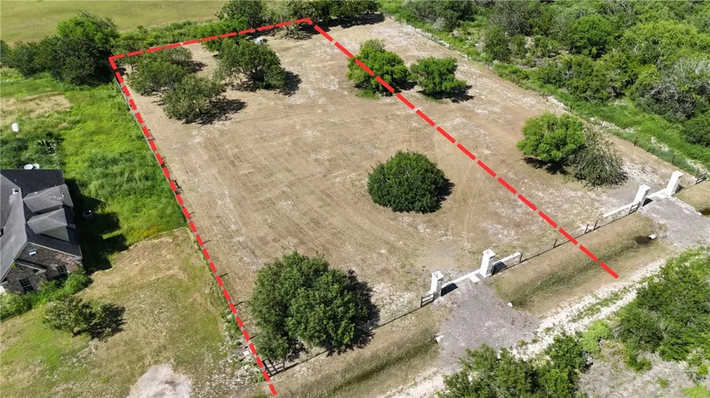 713 Ocanas Drive Robstown, TX 78380