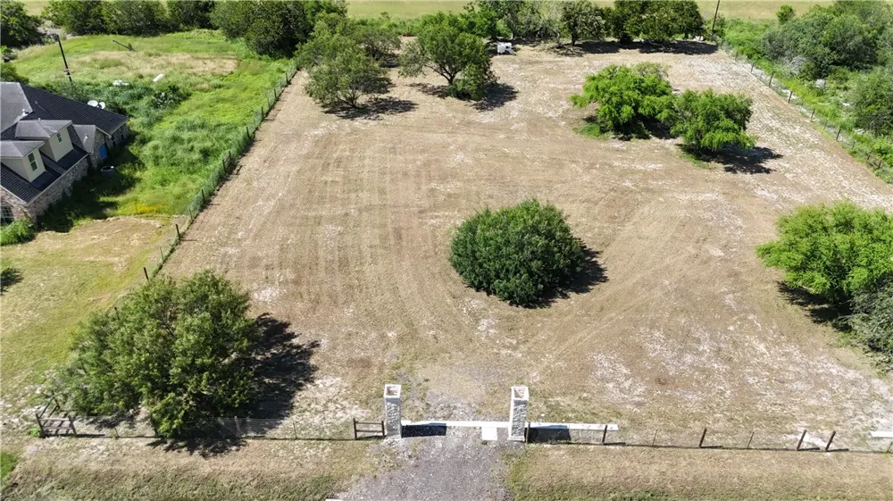 713 Ocanas Drive Robstown, TX 78380