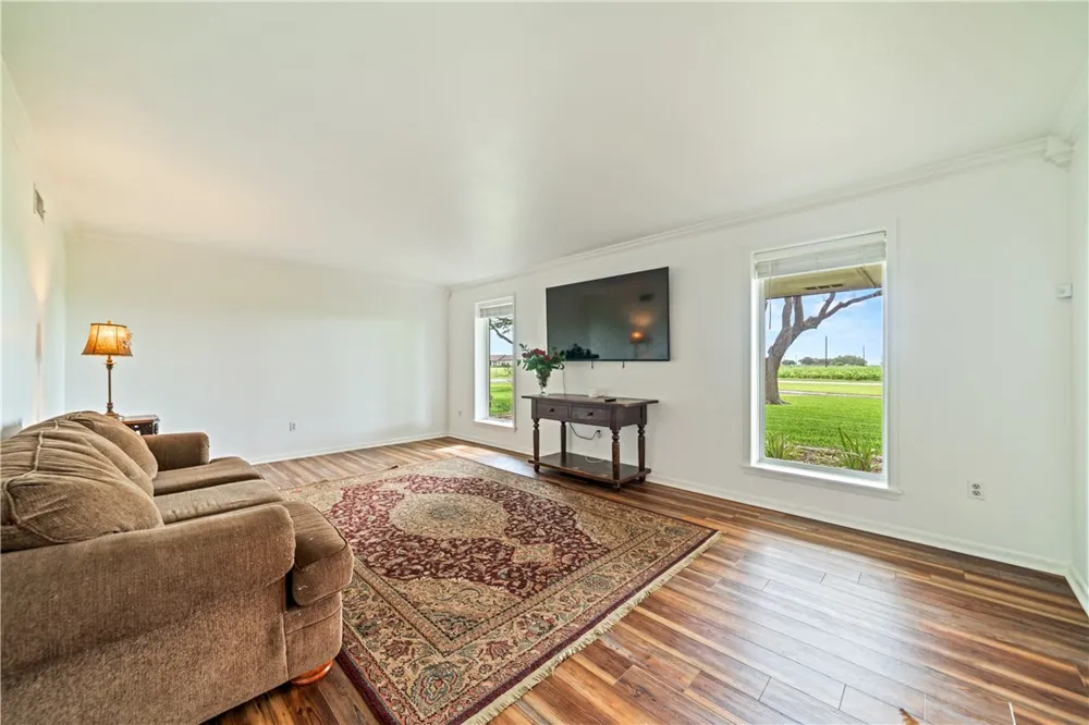 501 S County Road 1140 Riviera, TX 78379