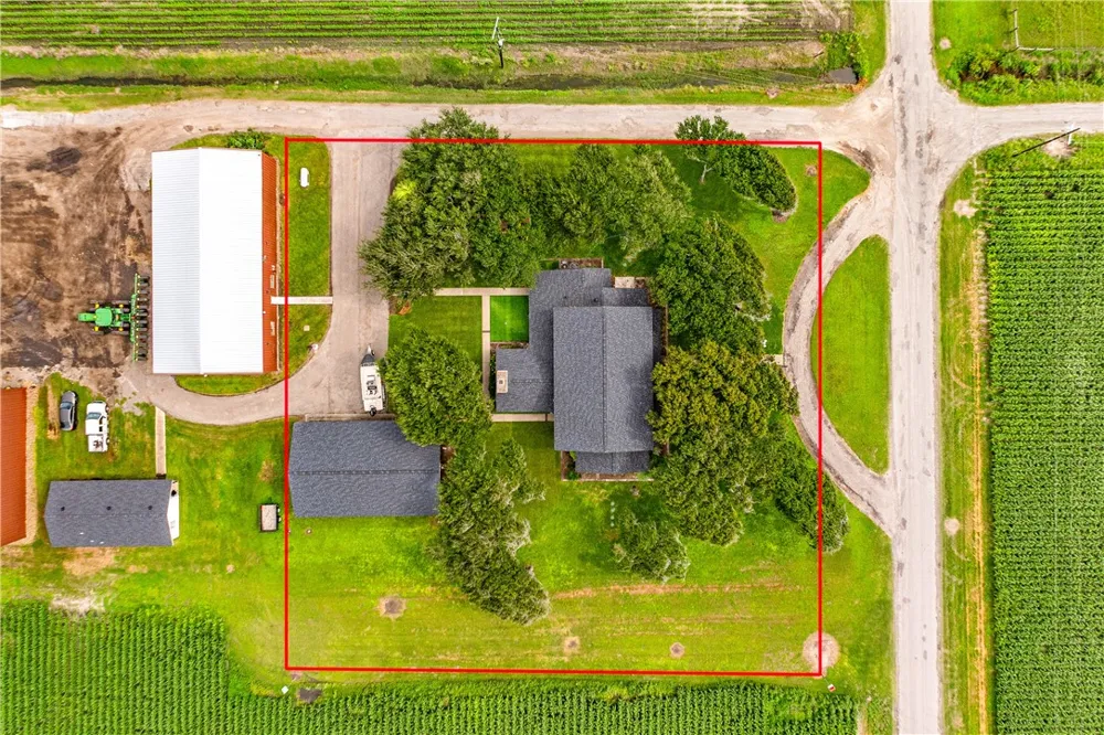 501 S County Road 1140 Riviera, TX 78379