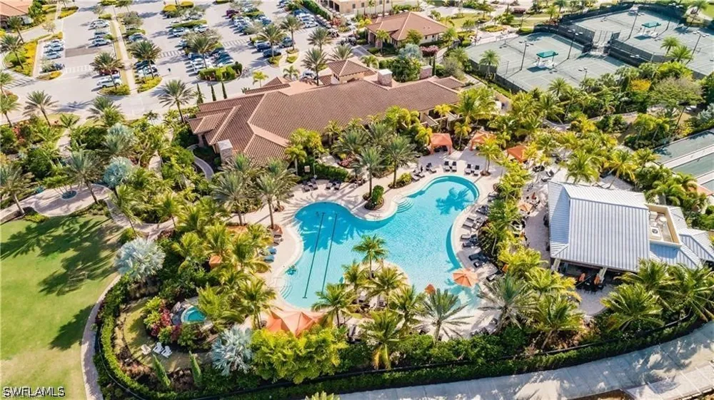 Benvenuto Court #203 Naples, FL 34119