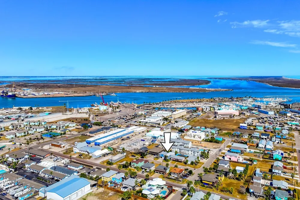 614 Harper Street Port Aransas, TX 78373