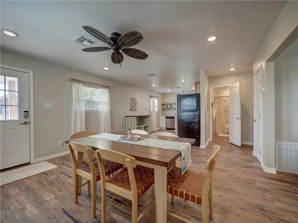 614 Harper Street Port Aransas, TX 78373